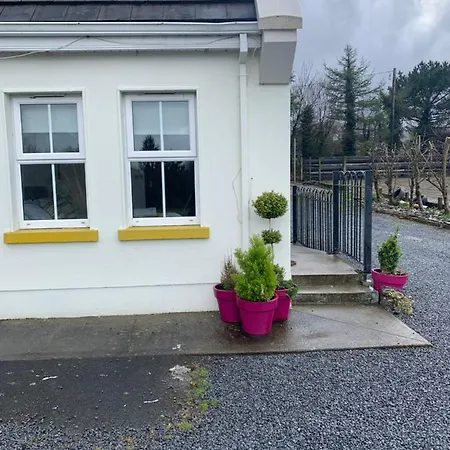 Isserkelly House Lodge